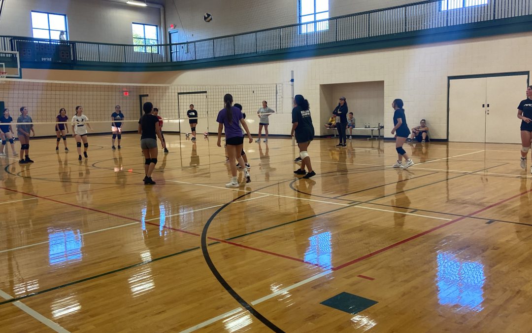 Register Now for Fall Girls Volleyball